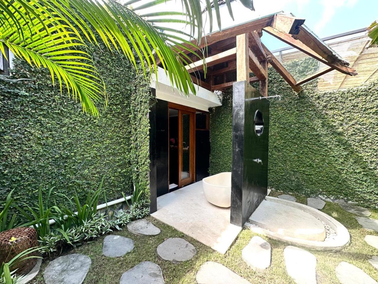 The Apartments Umalas Canggu Exterior foto