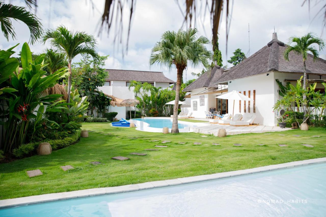 The Apartments Umalas Canggu Exterior foto